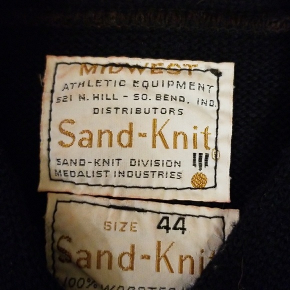 Vintage School Sweater - Picture 5 of 5